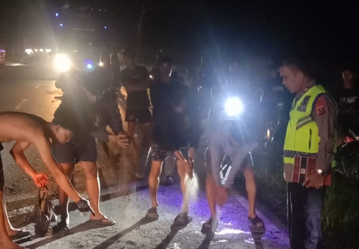 GERAK CEPAT SATLANTAS POLRES SERGAI TANGANI LAKA MAUT DI PERBAUNGAN