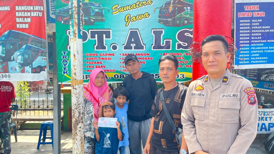 POLRES SERGAI FASILITASI PEMULANGAN PASUTRI DAN DUA ANAKNYA KE JAKARTA, WUJUD KEPEDULIAN KEPADA MASYARAKAT