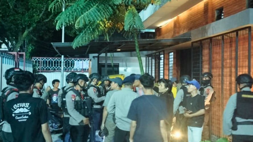 Respons Cepat Aduan Warga, Satuan Brimob Polda Sumut Amankan Terduga Pencuri Kabel Saat Patroli Dini Hari Di Medan