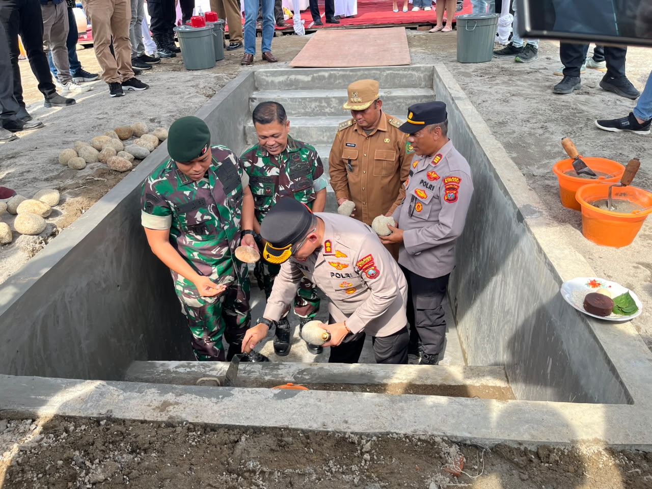 Kapolres Binjai Hadiri Peletakan Batu Pertama Pembangunan PT Natural Tirta Segar Di Langkat